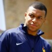 Más madera contra Mbappé: su club quería cobrarle 84.000 euros a un modesto equipo de 6ª división