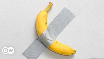 Million-dollar banana? Infamous duct-taped artwork goes on auction