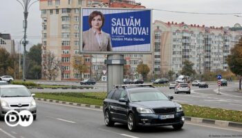 Moldova votes in tense presidential runoff