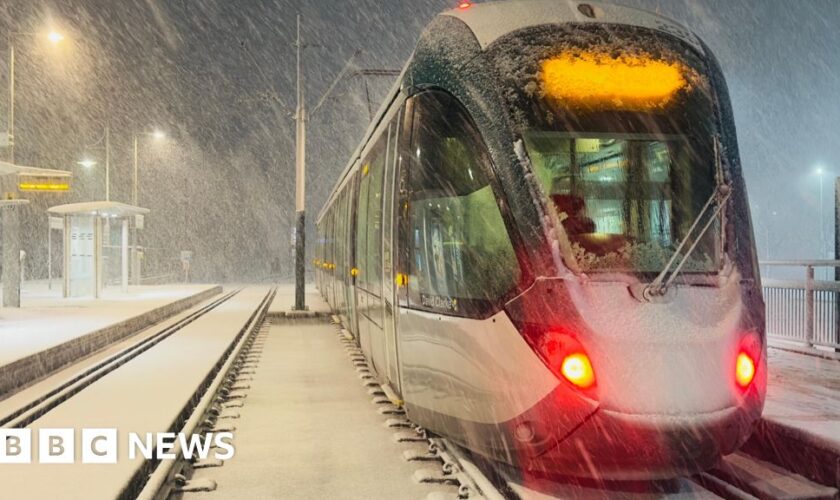 More snow and ice expected as UK braces for ‘first taste of winter’