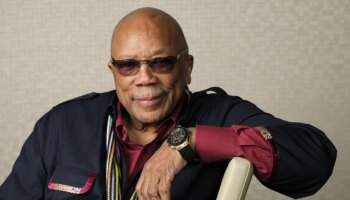 Muere Quincy Jones, gigante de la música detrás de los éxitos de Michael Jackson y Frank Sinatra, entre otros