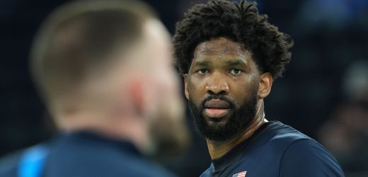 NBA: Joel Embiid nach Schubser gegen Reporter für drei Spiele gesperrt