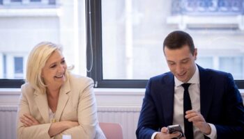 Obligation d’un casier judiciaire vierge : Marine Le Pen loue sa «relation de confiance» avec Jordan Bardella