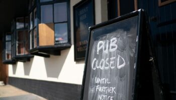 One in four pubs could close following the Budget as landlords warn of 'massive impact'