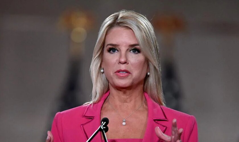 Pam Bondi sustituye como futura fiscal general de Trump a Matt Gaetz