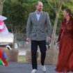 Prince William turns heads at Earthshot Prize in eco white trainers and vintage blazer