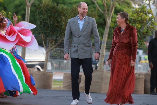 Prince William turns heads at Earthshot Prize in eco white trainers and vintage blazer