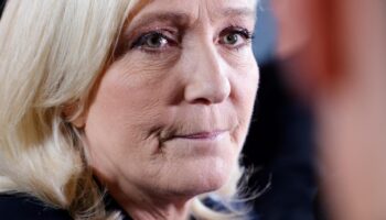 Procès des assistants parlementaires du FN : Marine Le Pen estime que le parquet a requis sa «peine de mort politique»