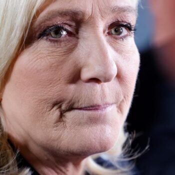 Procès des assistants parlementaires du FN : Marine Le Pen estime que le parquet a requis sa «peine de mort politique»