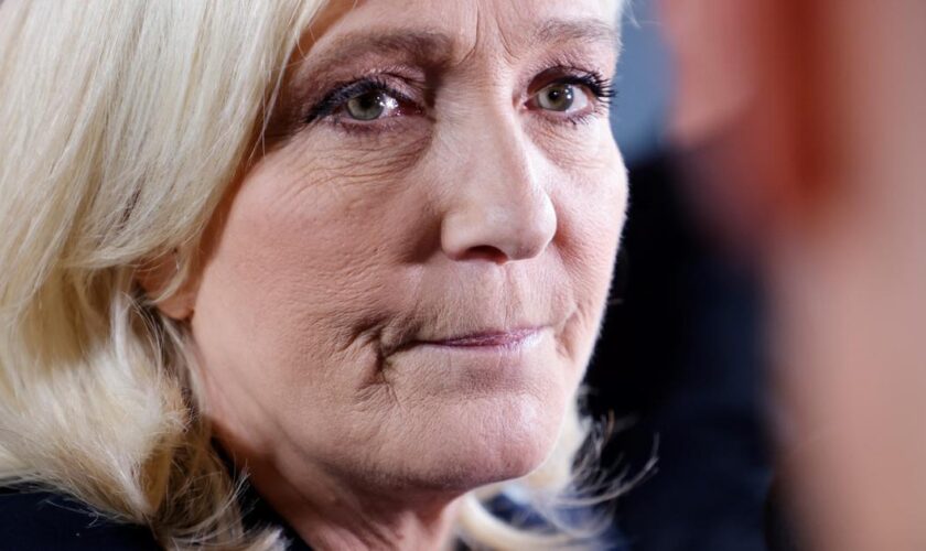 Procès des assistants parlementaires du FN : Marine Le Pen estime que le parquet a requis sa «peine de mort politique»