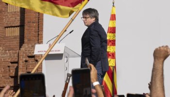 Puigdemont sube el precio para apoyar a Sánchez: "1.300 millones del último año" y que el presidente denuncie "el golpe de Estado judicial"