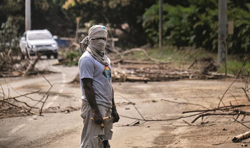 Racisme anti-Blanc, économie à l'arrêt, insécurité permanente : la Nouvelle-Calédonie, terre française à l'abandon et au bord du gouffre