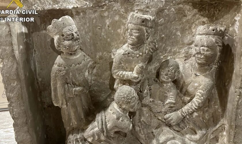 Recuperado un relieve románico del siglo XII robado de una ermita de Burgos