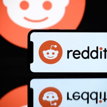 Reddit and Venmo down: Users report outages on multiple social media sites