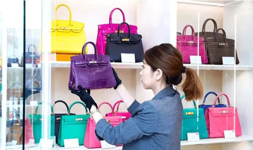 Roban 66 bolsos Hermès valorados en más de un millón de euros de una tienda en Hong Kong