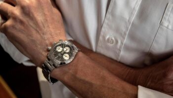 Rolex contre faux billets : cinq personnes mises en examen pour escroquerie à la montre de luxe