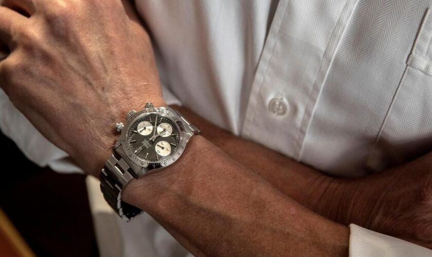 Rolex contre faux billets : cinq personnes mises en examen pour escroquerie à la montre de luxe