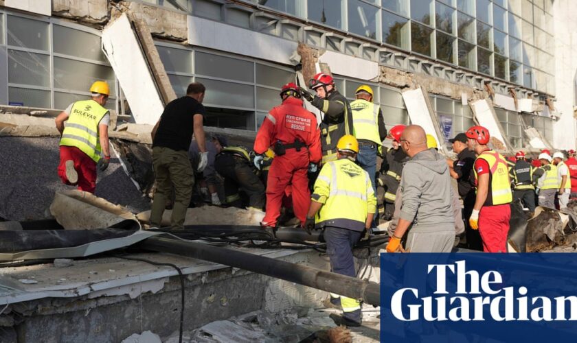 Roof collapse kills at least eight people at Serbian train station