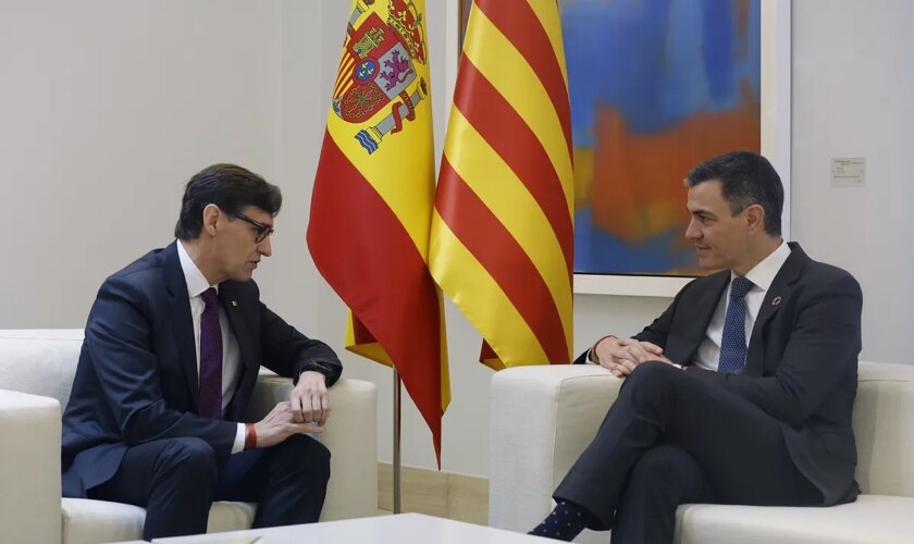 Sánchez e Illa "reactivan" las comisiones bilaterales entre el Estado y la Generalitat: "Cataluña ha vuelto para implicarse a fondo en una mejora de España"