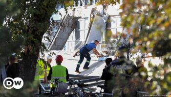 Serbia: Railway station roof partially collapses, killing 8