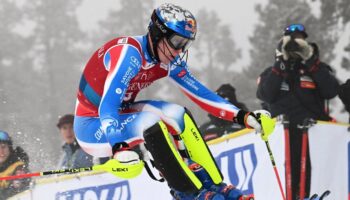 Ski alpin : Clément Noël remporte le premier slalom de l'hiver en Finlande