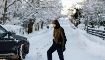 Snow: Met Office details exact locations Brits will see wintry weather in 'proper cold push'