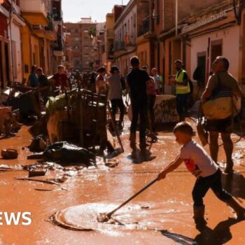 Spain's PM orders 10,000 troops and police to flood-hit Valencia