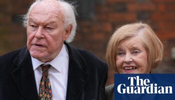 Timothy West, star of stage, film and television, dies aged 90