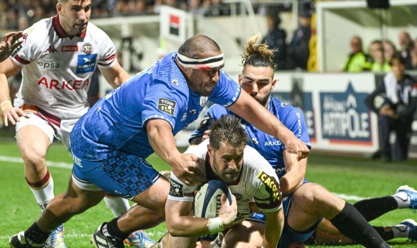 Top 14 : Jalibert blessé, l’UBB revient des enfers et renverse Vannes à la Rabine