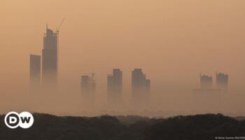 Toxic smog engulfs northern India, Pakistan