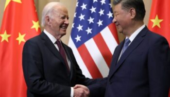 Biden (l.) und Xi bei ihrem Treffen in Lima