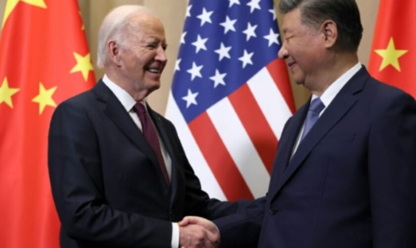 Biden (l.) und Xi bei ihrem Treffen in Lima