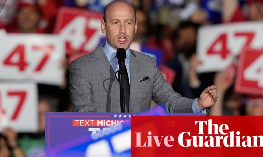 Trump to reportedly appoint immigration hardliner Stephen Miller to top White House job – live