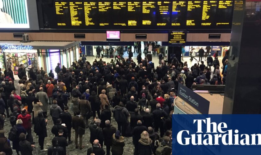 UK rail minister says sorry for threatening messages over Euston station concerns