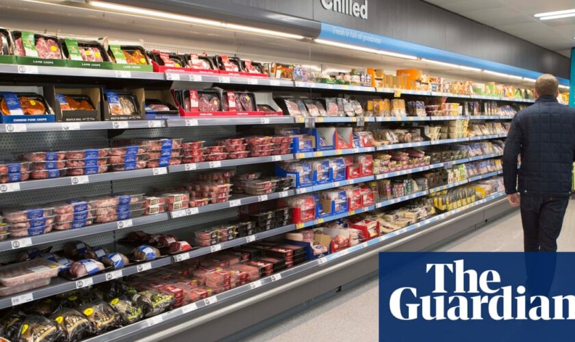 UK supermarkets using multibuy deals to encourage sales of meat, study finds