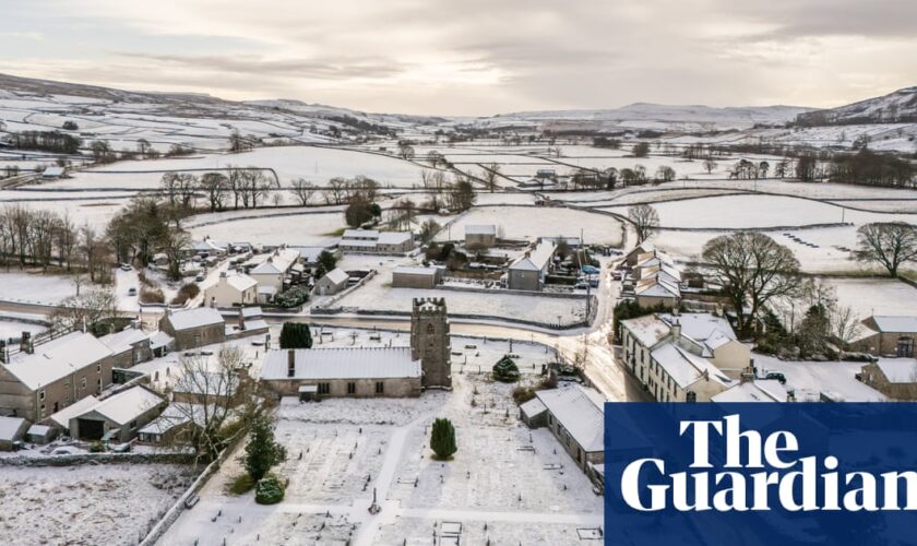 UK weather: Met Office warns of wintry conditions as ‘multi-hazard’ Storm Bert approaches