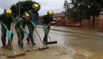 Última hora de la DANA en Andalucía, en directo: alerta roja en Málaga, naranja en Granada y amarilla en Sevilla y Córdoba por fuertes lluvias