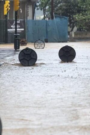 Una nueva DANA siembra el caos en Málaga y pone en alerta roja de nuevo a Valencia