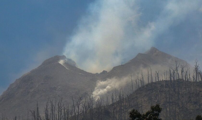 Une éruption volcanique dans l’est de l’Indonésie fait au moins six morts