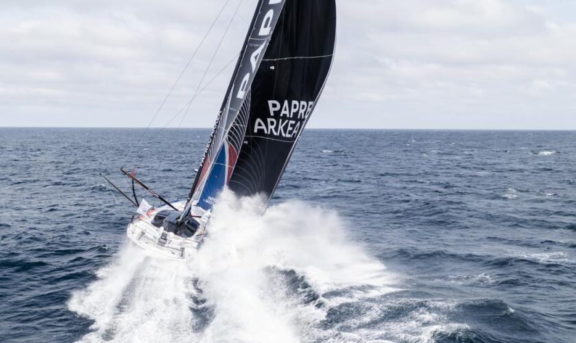 Vendée Globe : «Ça bombarde !», les images saisissantes de Richomme qui file à 30 nœuds