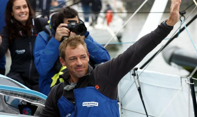 Vendée Globe : Ruyant premier skipper à franchir l’équateur