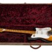 George Harrison spielte in den Anfangsjahren der Beatles viel auf dieser E-Gitarre. Foto: Julien's Auctions/dpa