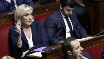 Budget : la censure n’est «pas inéluctable» selon Marine Le Pen, qui exige de nouvelles concessions