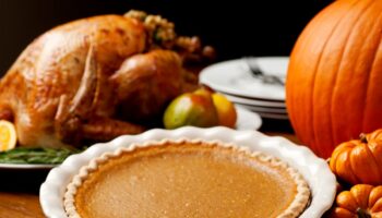 Woman explains why she walked out of Thanksgiving dinner when her mother brought out pumpkin pie