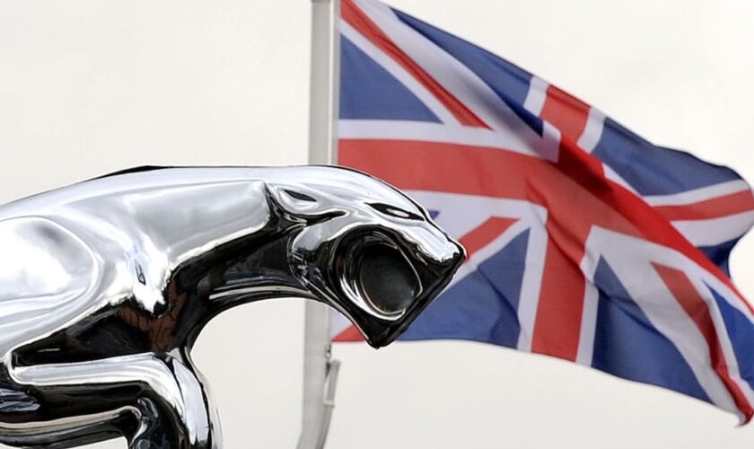 Le constructeur automobile Jaguar Land Rover a menacé de réduire ses dépenses au Royaume-Uni en cas de Brexit dur