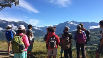 «Partir en colo, c’est grandir aussi par la découverte»