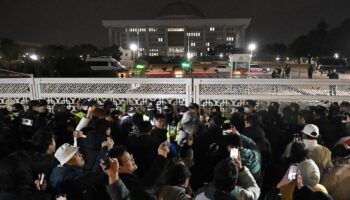 Loi martiale, manifestation devant le Parlement… Ce que l’on sait de la situation en Corée du Sud