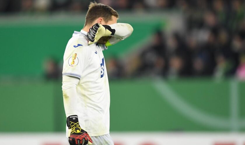 Patzer von Nationaltorwart Baumann leitet Hoffenheims Pokal-Aus ein