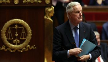 Le gouvernement Barnier chute après l’adoption de la motion de censure du NFP à l’Assemblée nationale