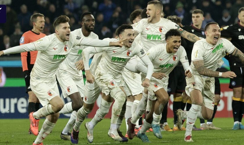 Turbulente Schlussphase: Augsburg nach Pokal-Krimi in Karlsruhe im Viertelfinale